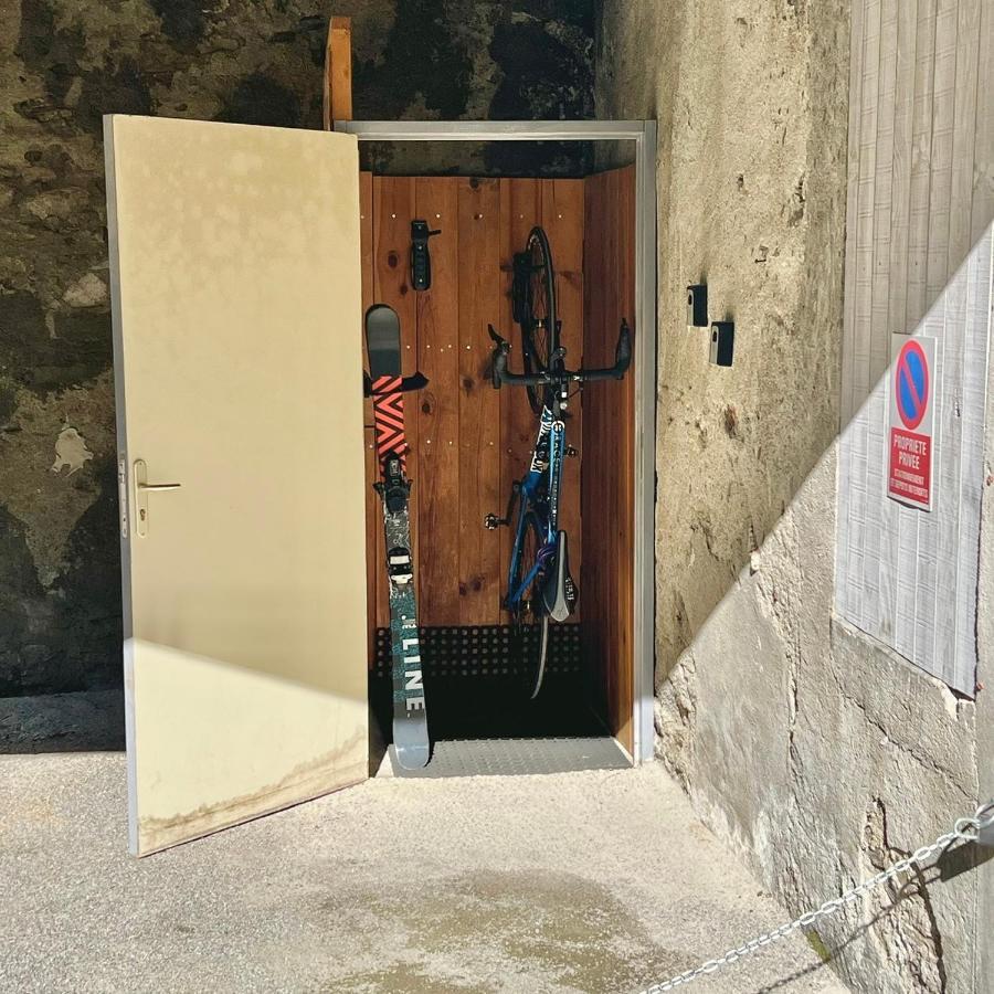 Newly Renovated Ground Floor Apartment Close To Thermes Bagnères-de-Luchon Exteriör bild
